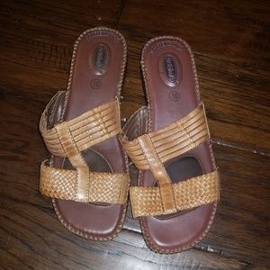 Womans shoes size 8.5